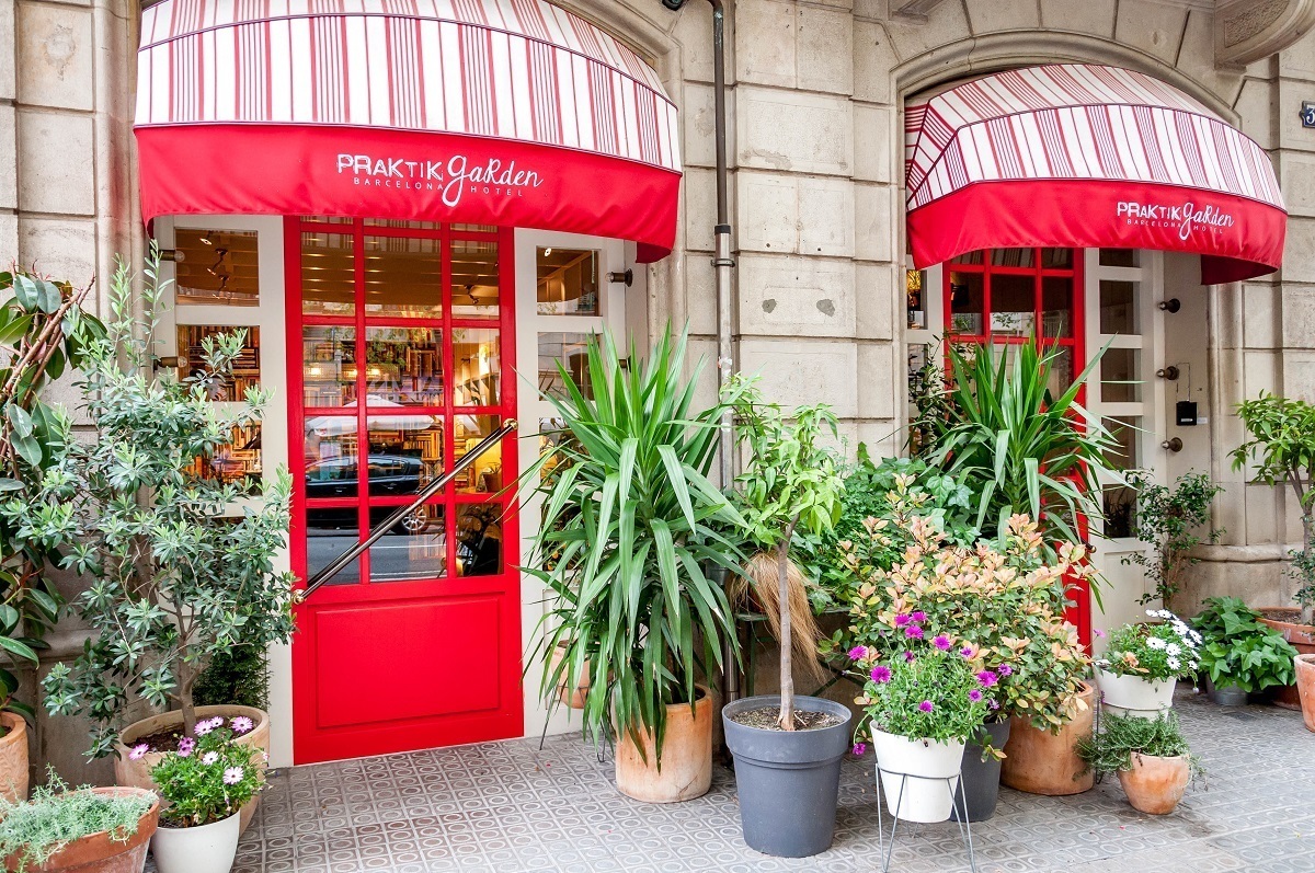 Entrance to the Praktik Garden Hotel in Barcelona