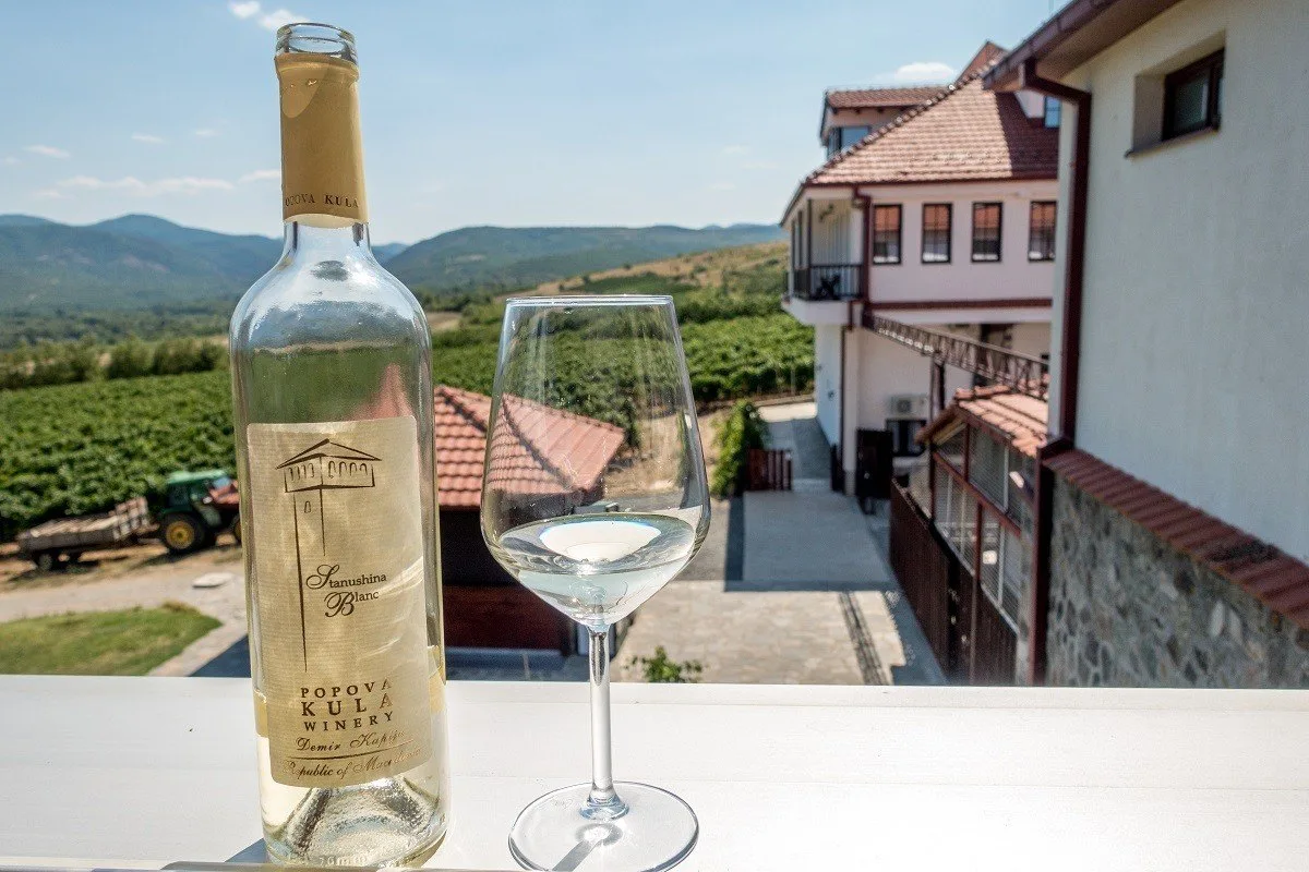 Stanushina Blanc wine bottle and glass